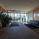 Melody Park Spacious By Bookinghost *
